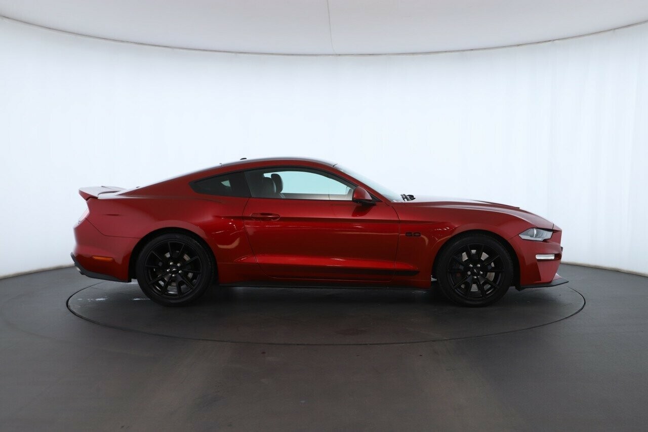 Ford Mustang image 3