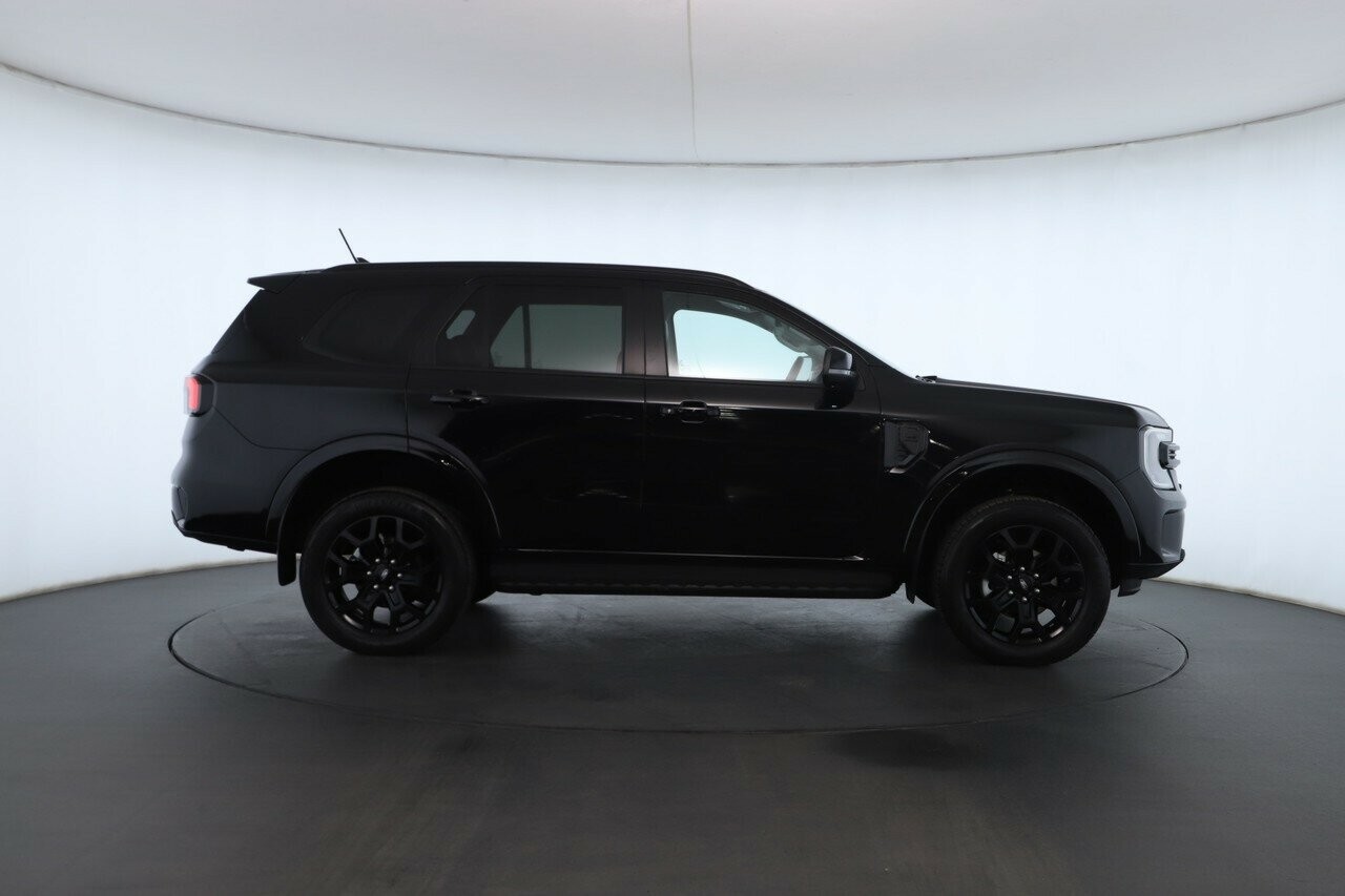 Ford Everest image 3