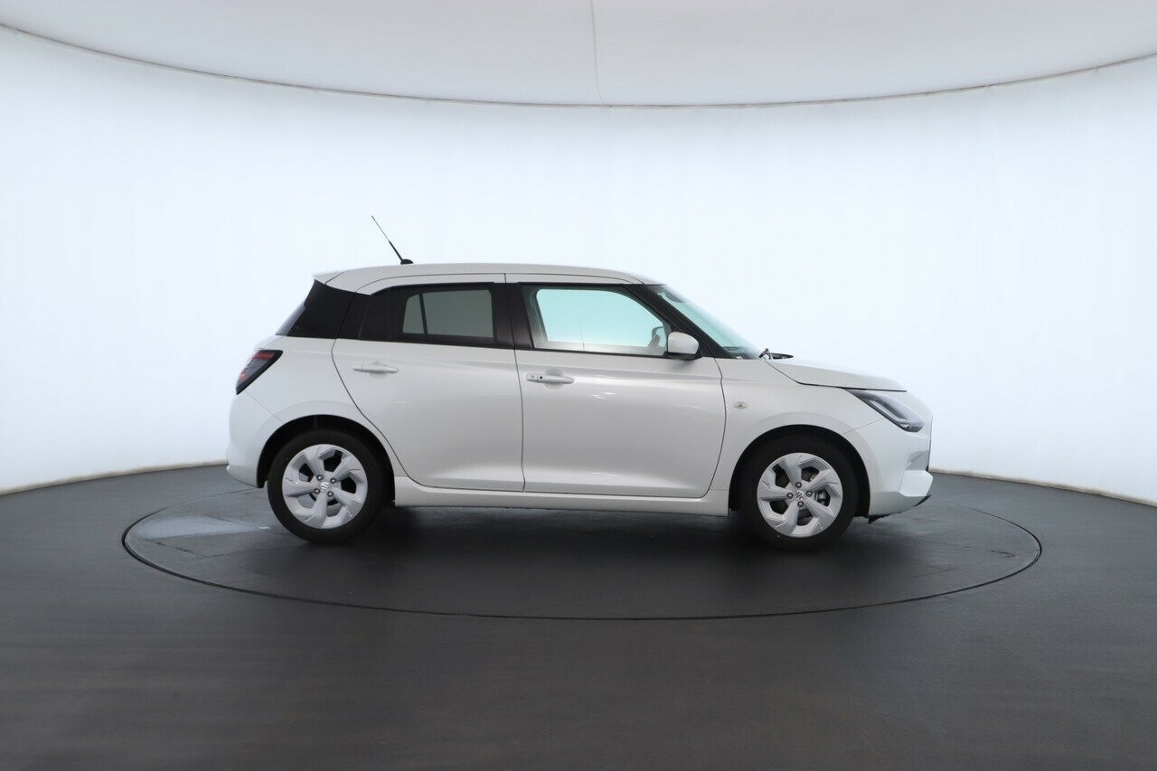 Suzuki Swift image 3