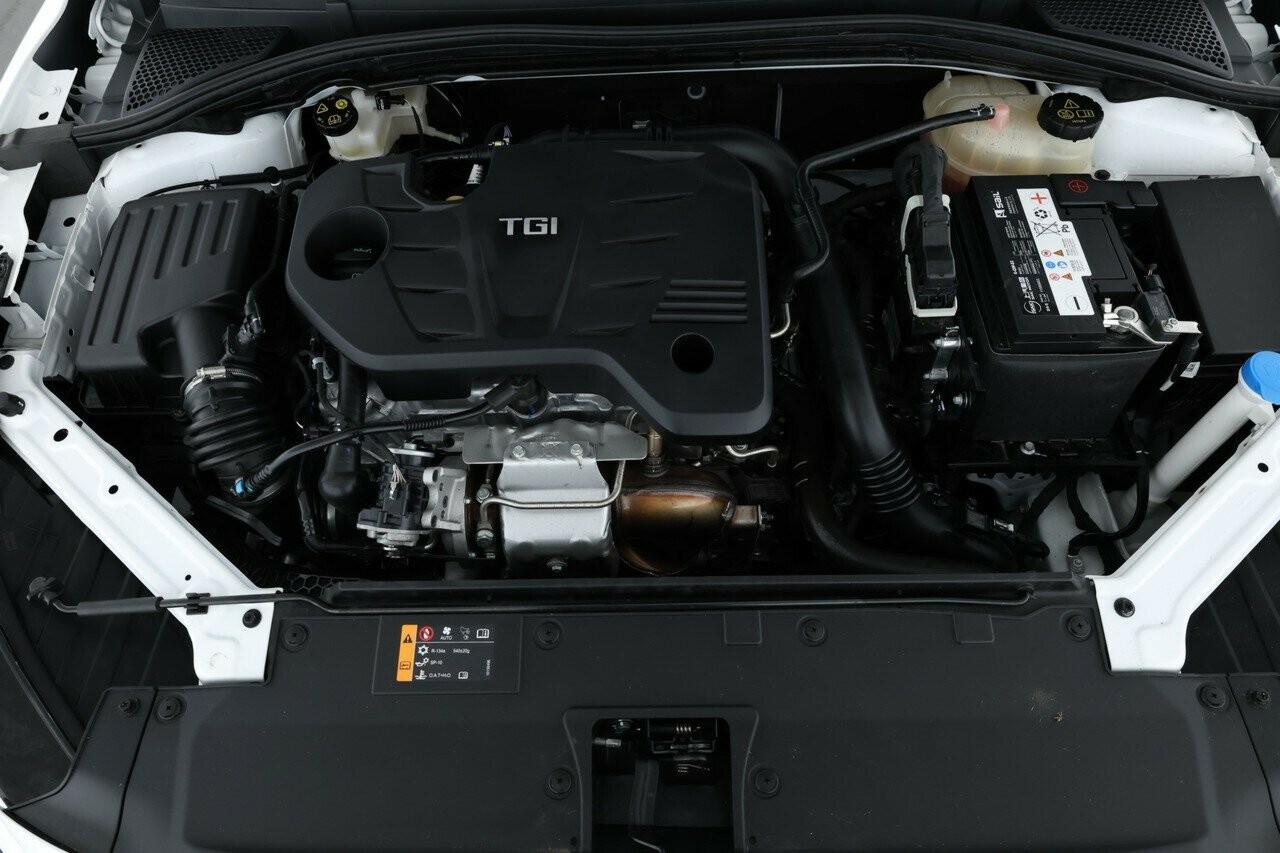 MG Mg5 image 3