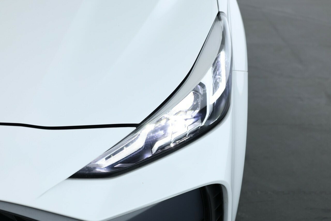 MG Mg5 image 4