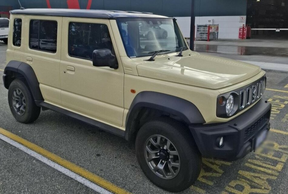 Suzuki Jimny image 3
