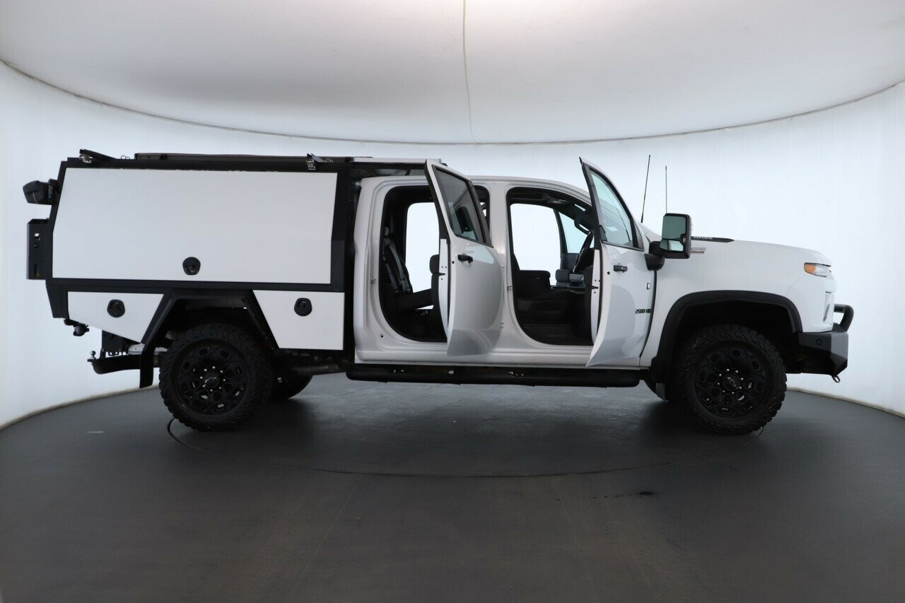 Chevrolet Silverado Hd image 2