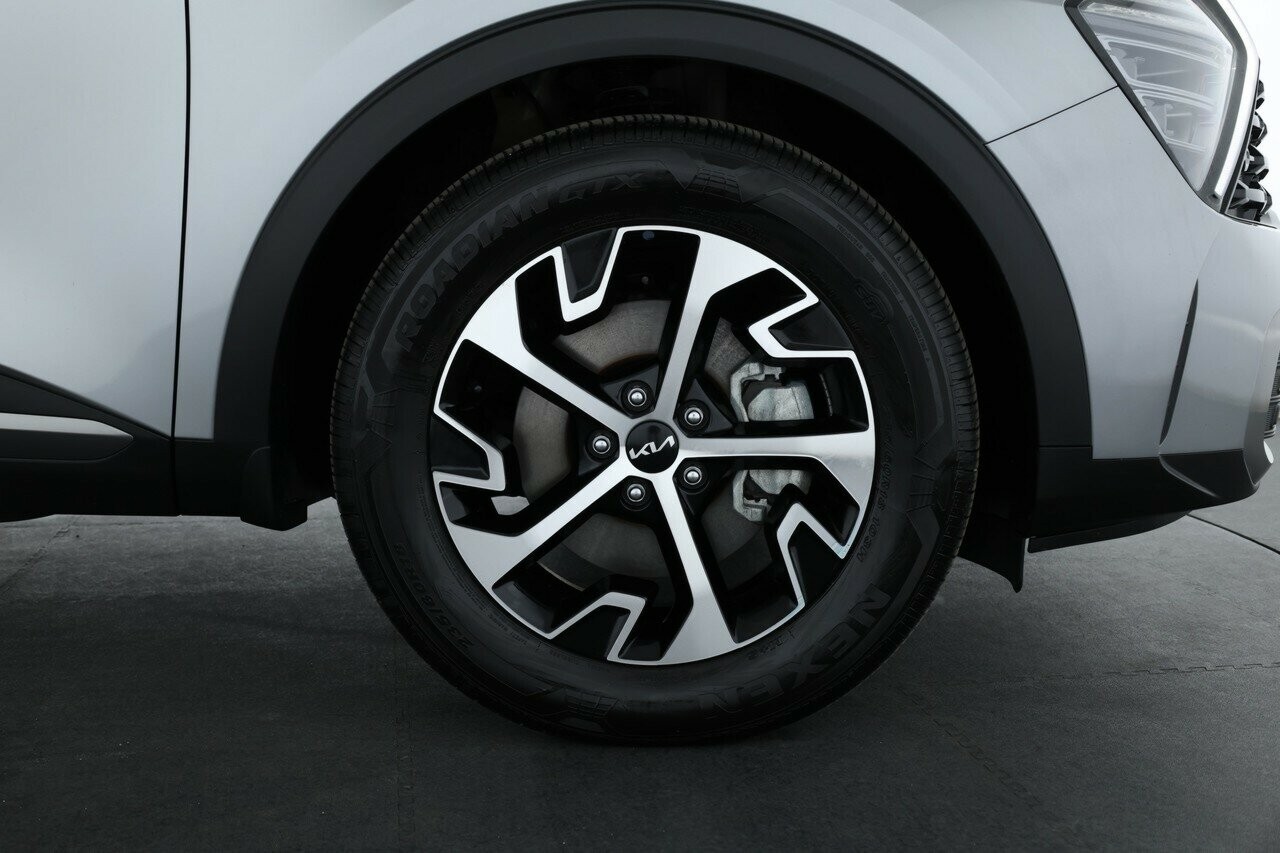 Kia Sportage image 2