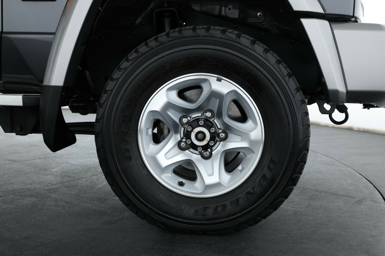 Toyota Landcruiser image 4
