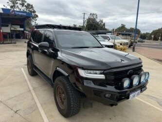 Toyota Landcruiser image 2