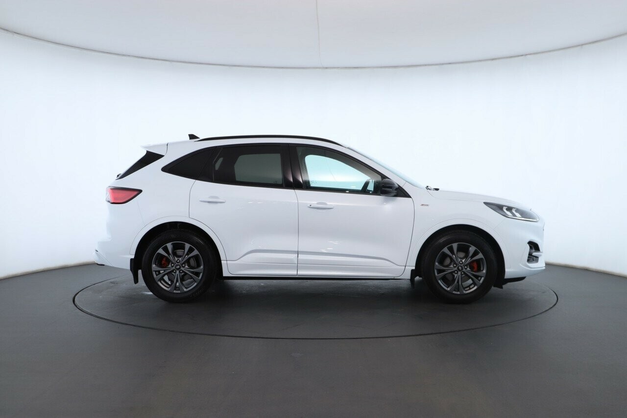 Ford Escape image 3