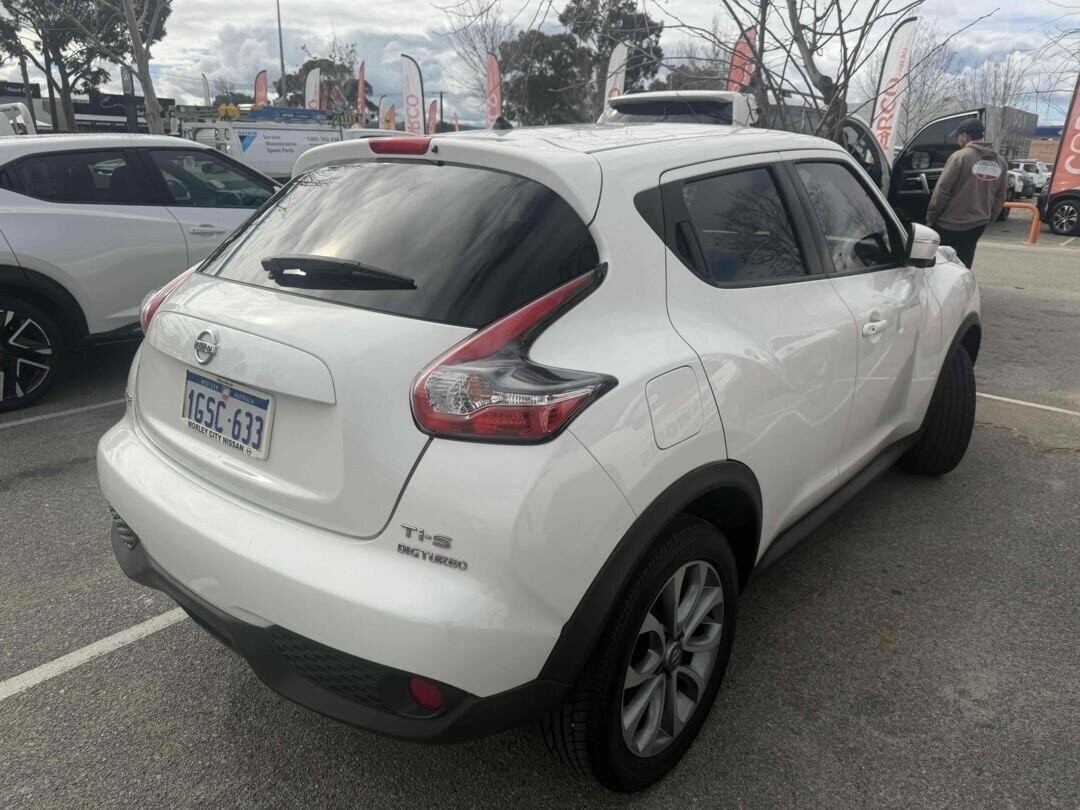 Nissan Juke image 2
