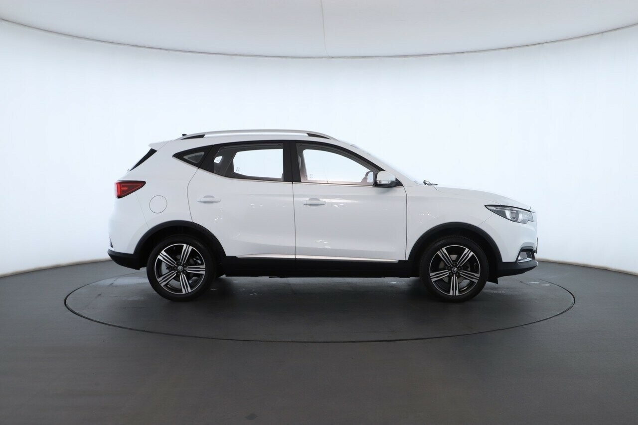 MG Zs image 3