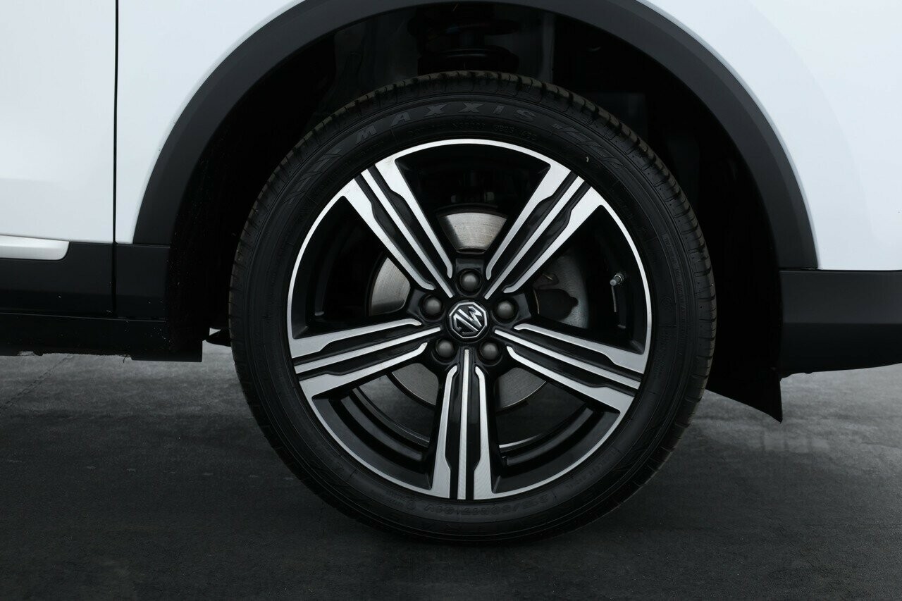 MG Zs image 4