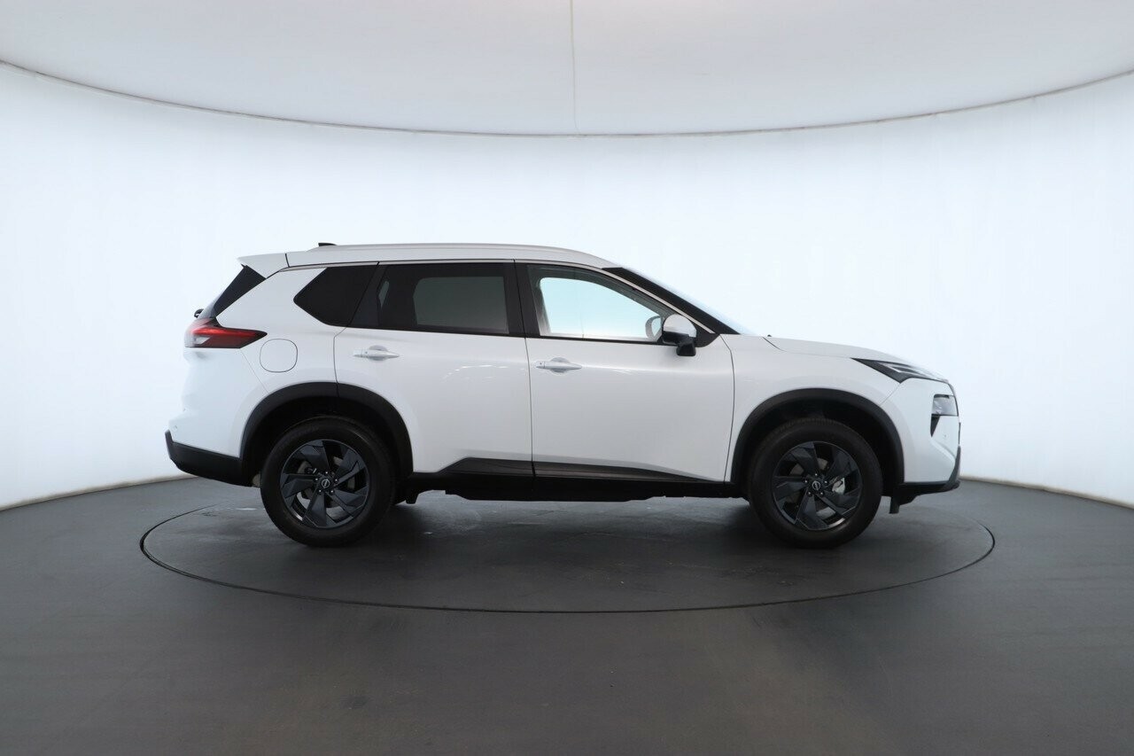 Nissan X-trail image 3