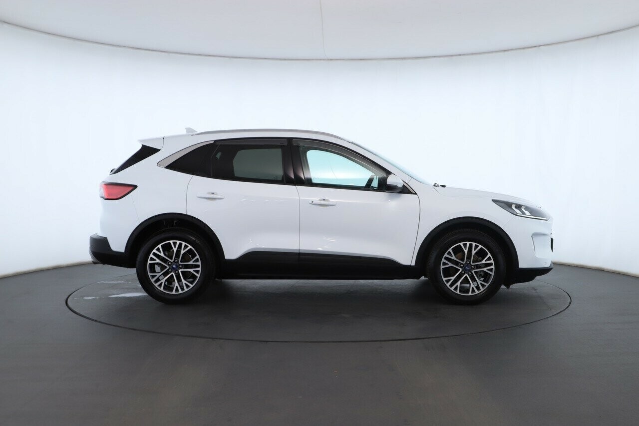 Ford Escape image 3