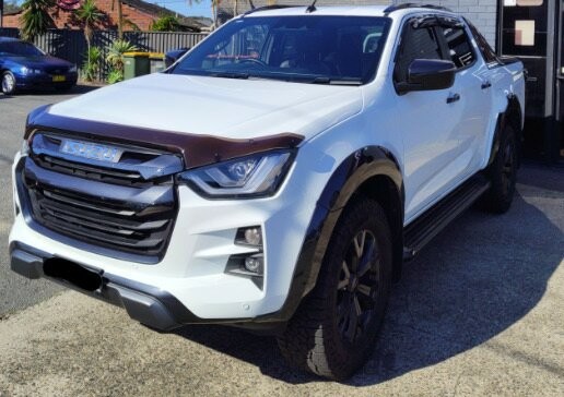 Isuzu D-max image 2
