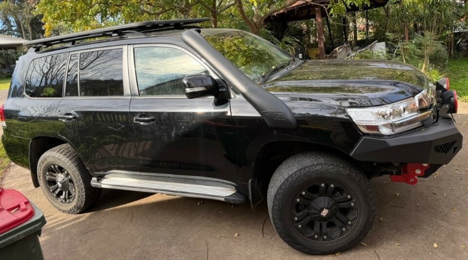 Toyota Landcruiser image 3