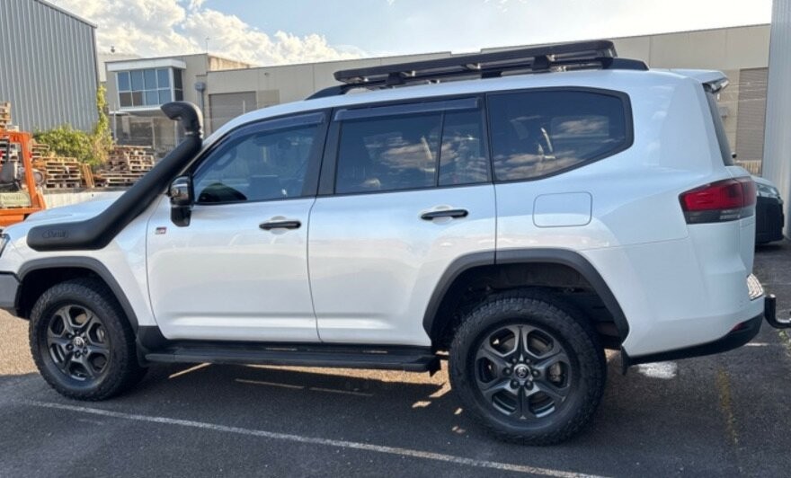 Toyota Landcruiser image 4