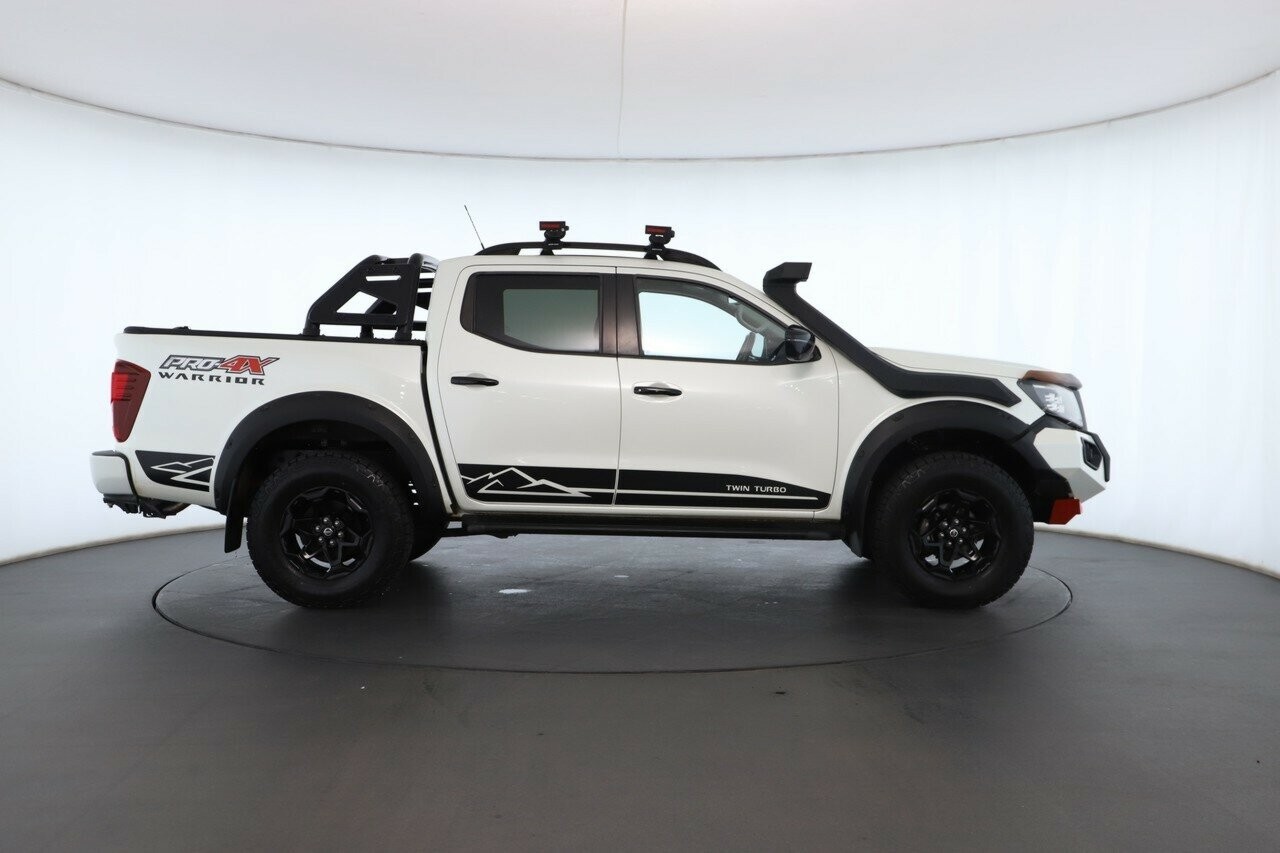 Nissan Navara image 3