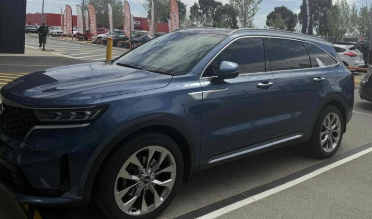 Kia Sorento image 3
