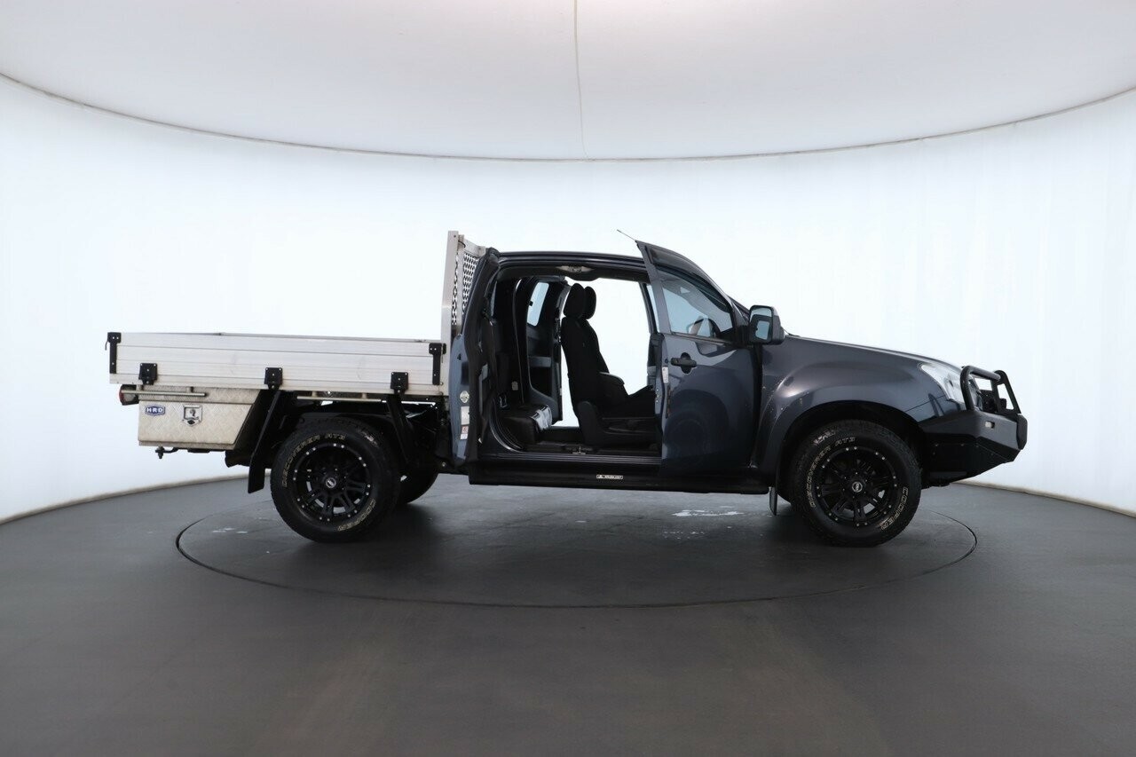 Isuzu D-max image 2