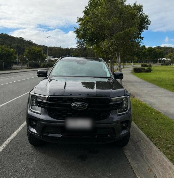 Ford Everest image 2