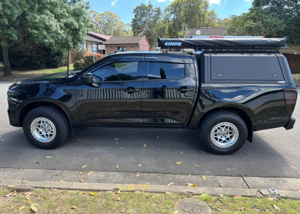 Mazda Bt-50 image 3