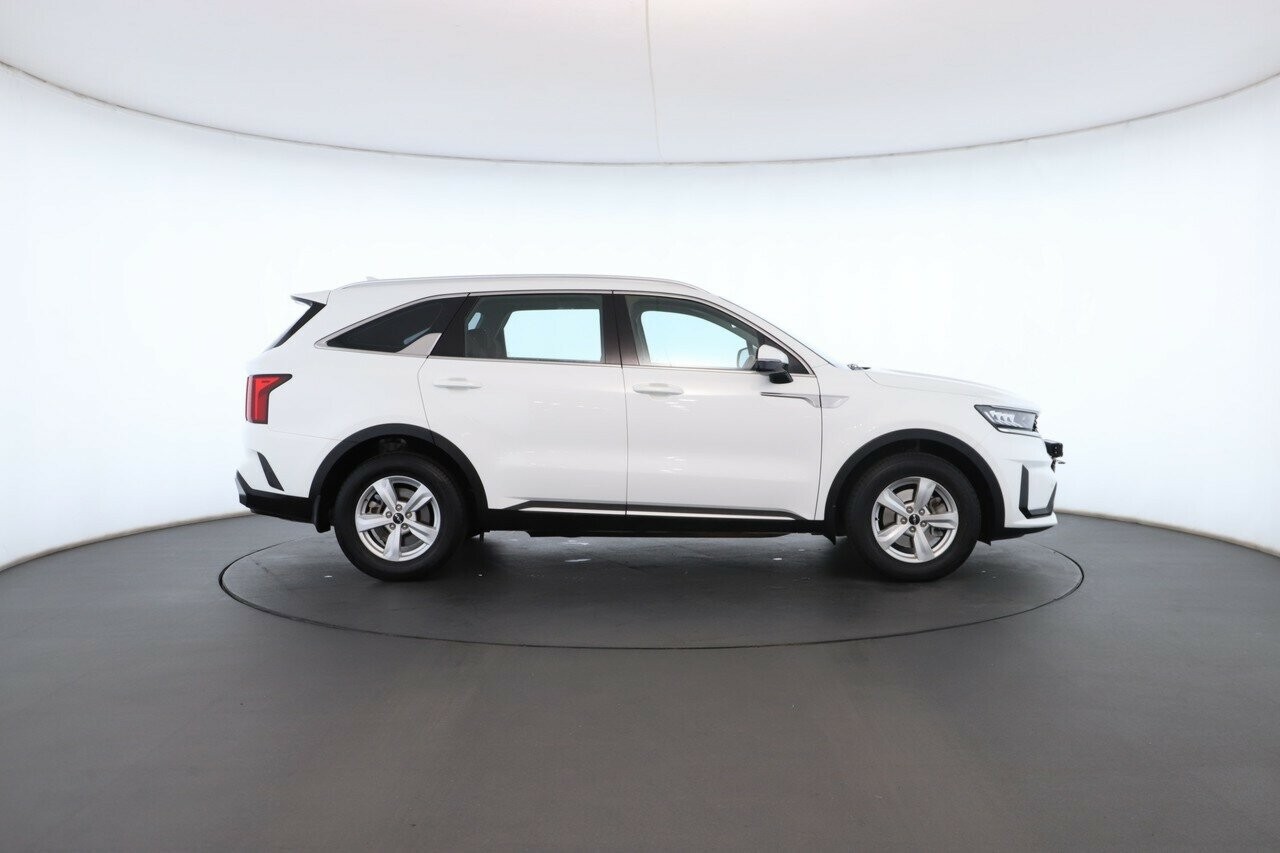 Kia Sorento image 3