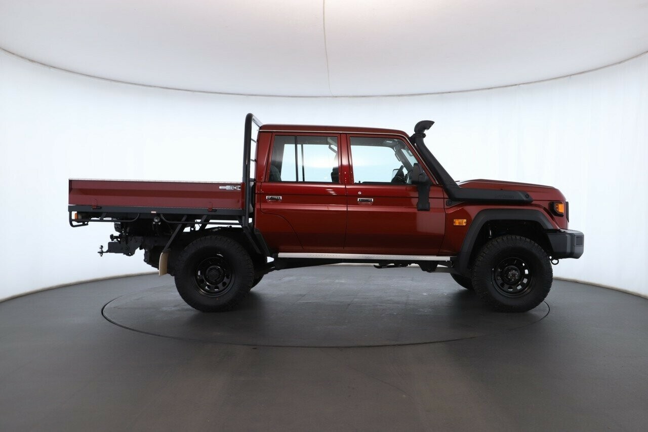 Toyota Landcruiser image 3
