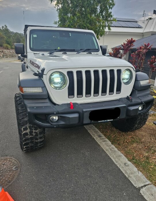 Jeep Wrangler image 2