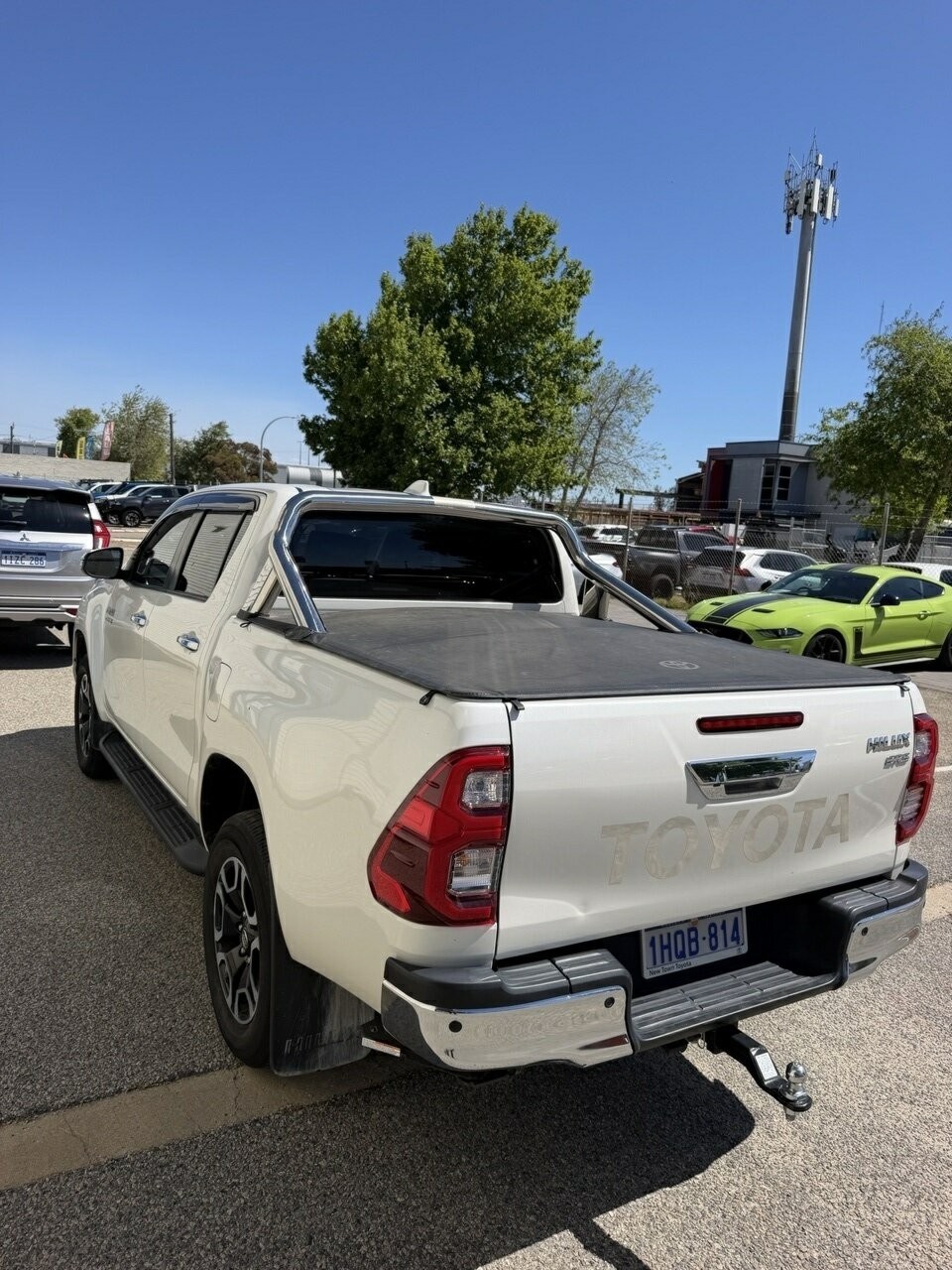 Toyota Hilux image 3
