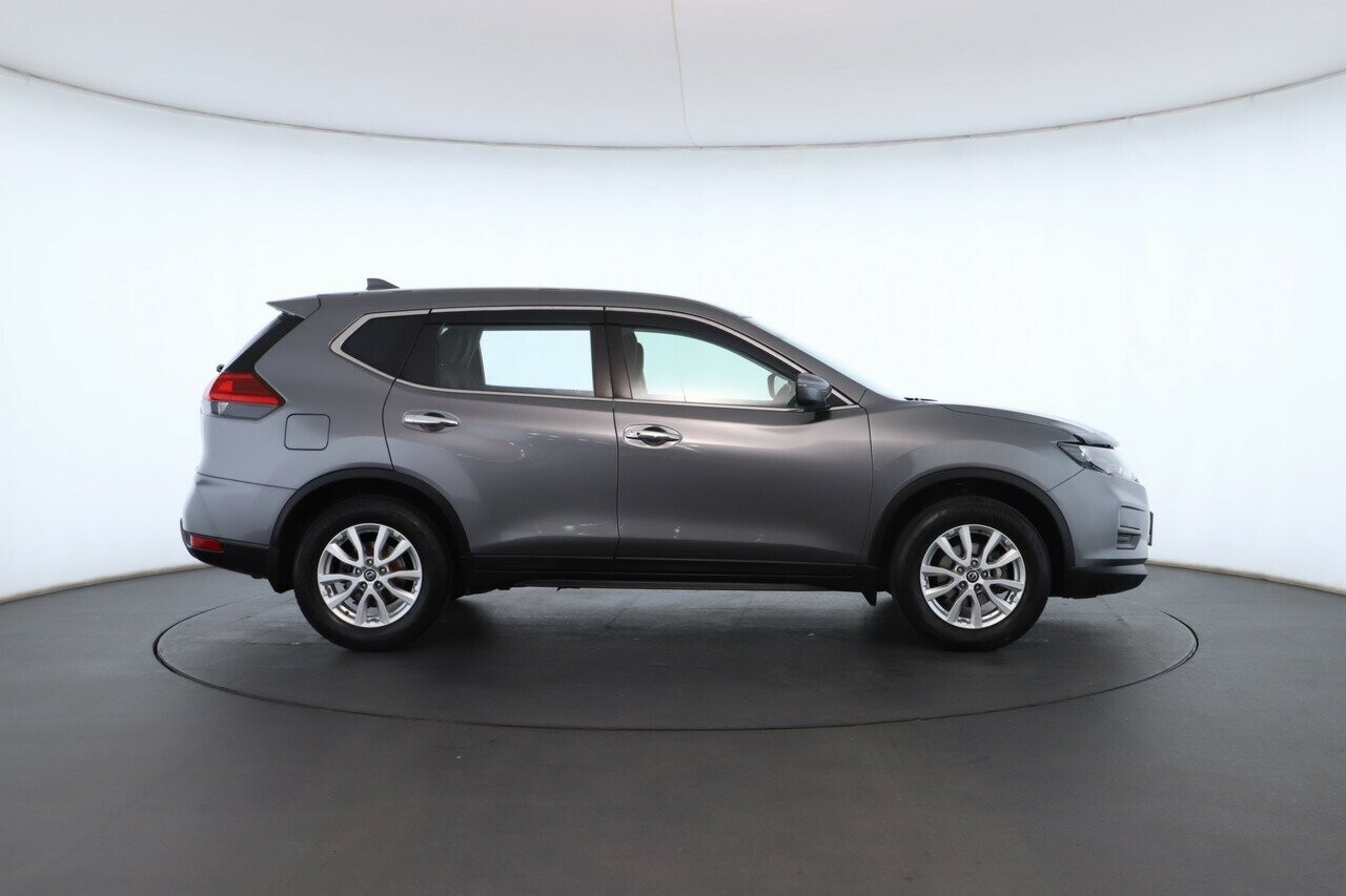 Nissan X-trail image 3