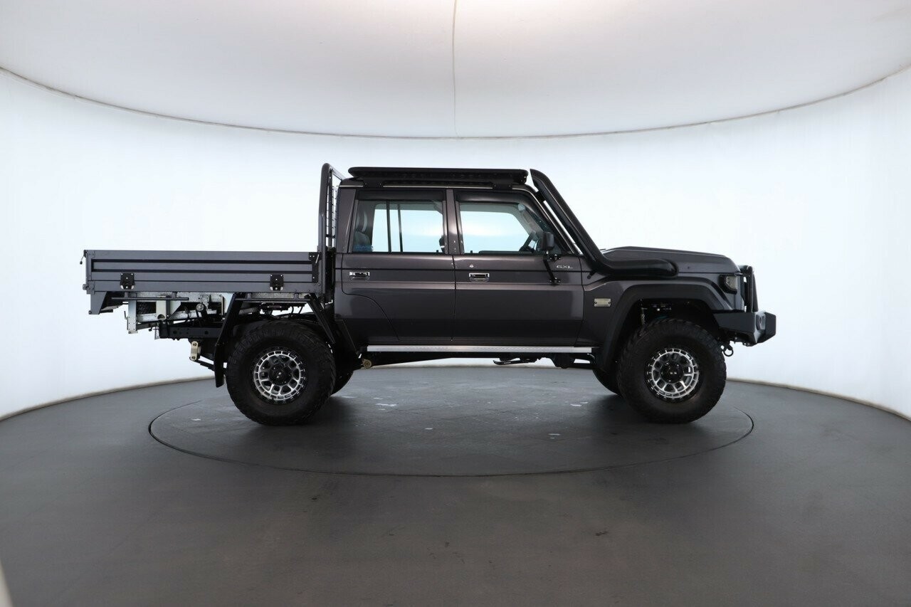 Toyota Landcruiser image 3