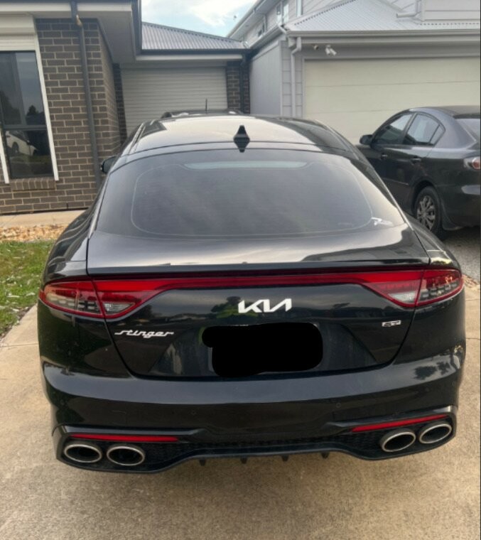 Kia Stinger image 2