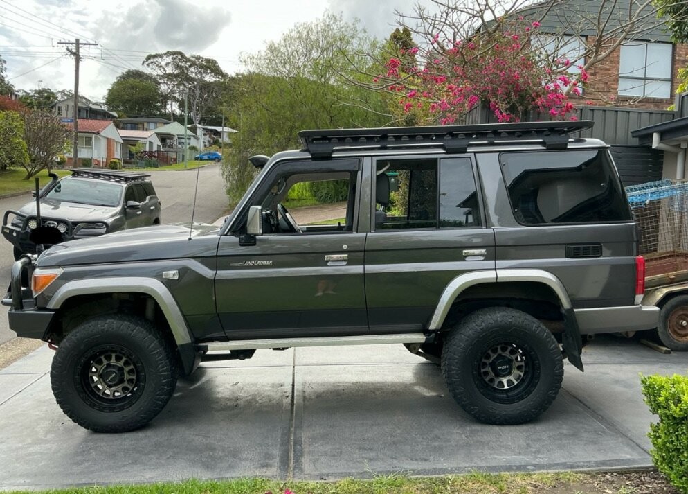 Toyota Landcruiser image 2