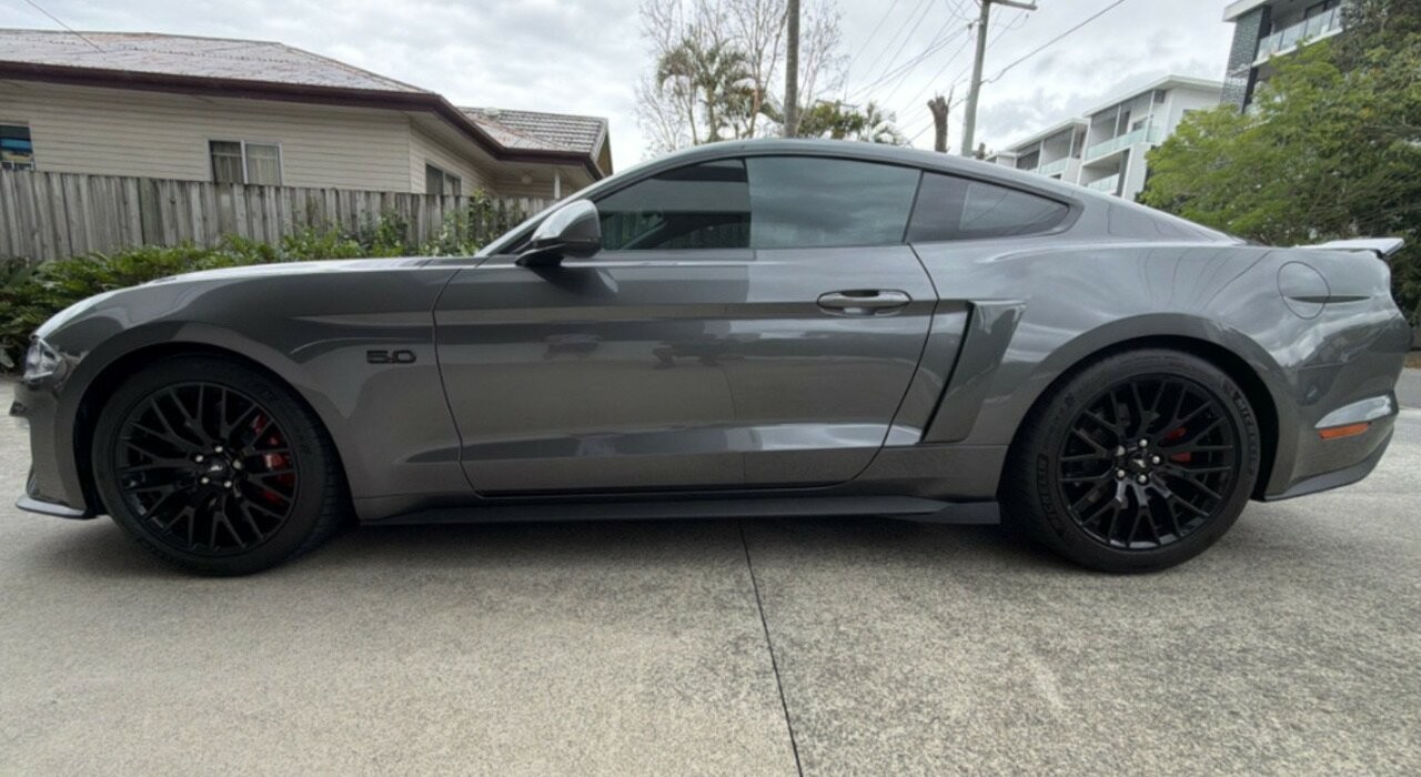 Ford Mustang image 3