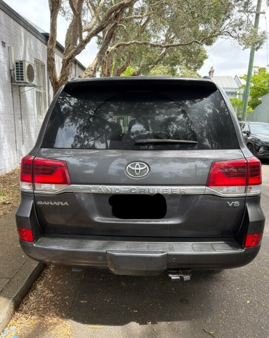 Toyota Landcruiser image 3