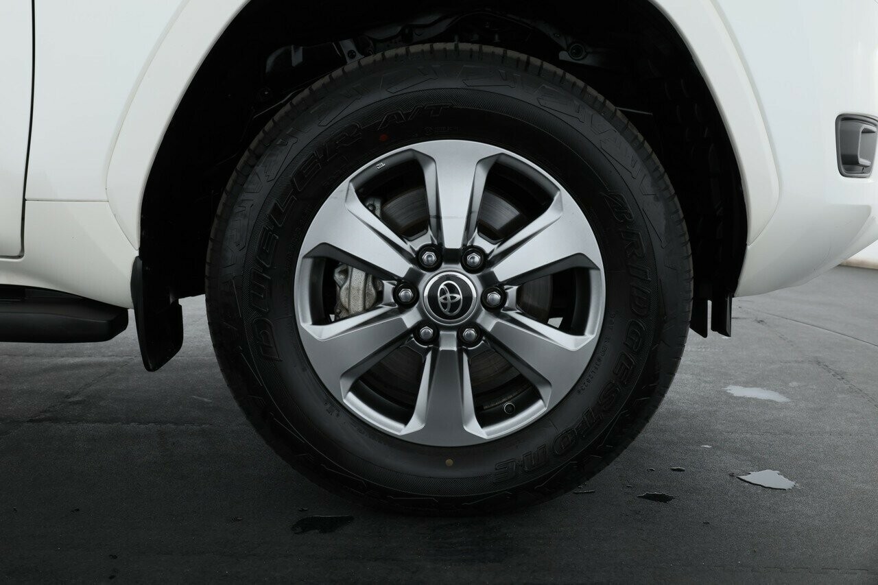 Toyota Landcruiser image 4