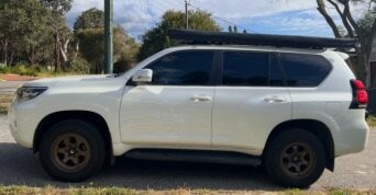 Toyota Landcruiser Prado image 3