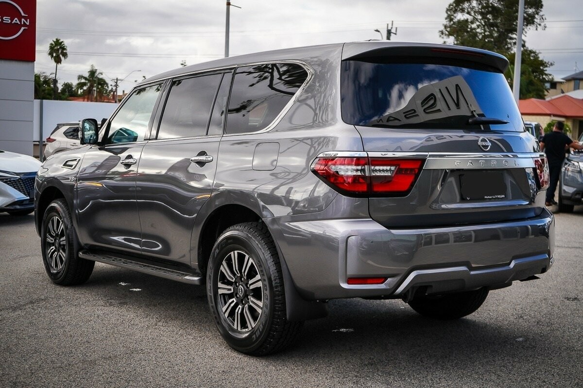 Nissan Patrol image 3