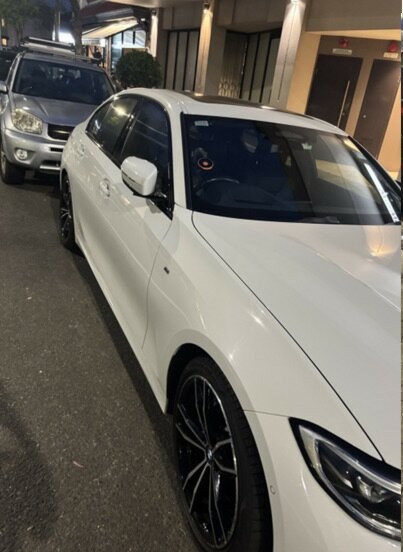 BMW 3 Series image 4