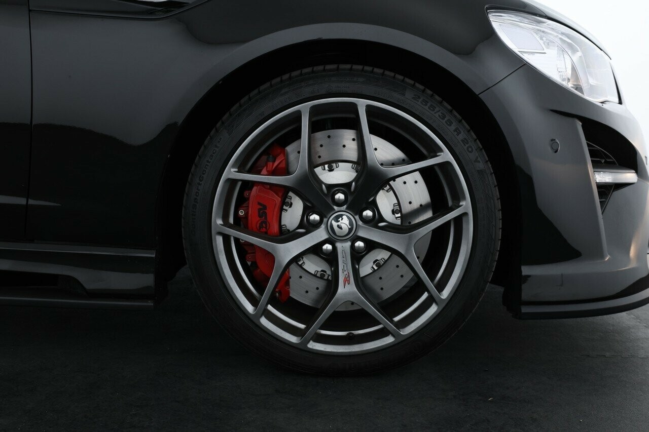 Holden Special Vehicles Gts image 4