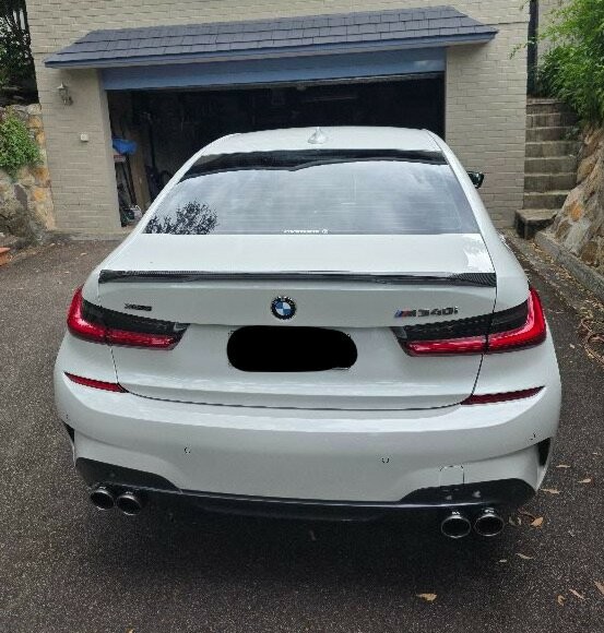 BMW 3 Series image 3