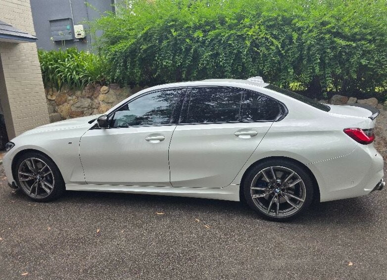 BMW 3 Series image 4