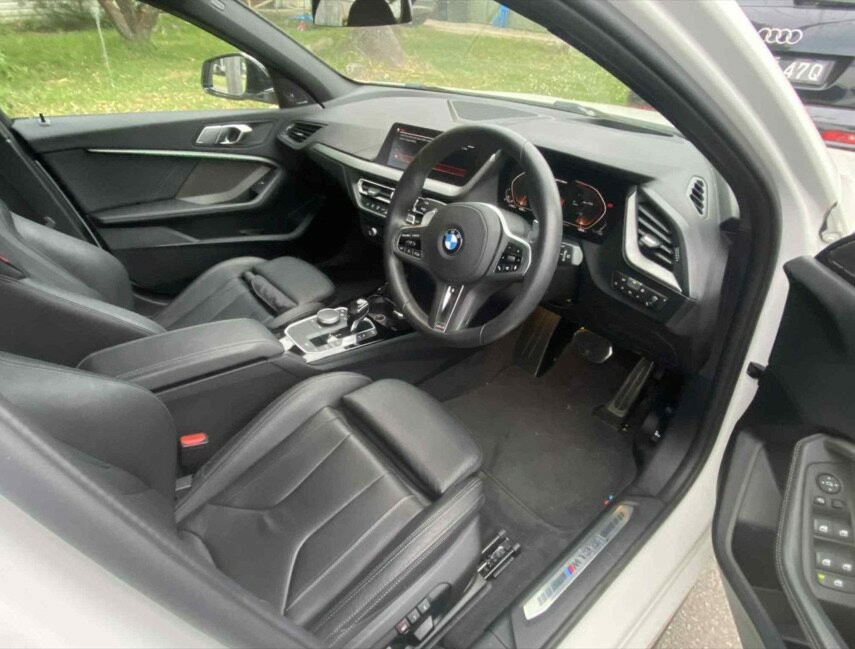 BMW 1 Series image 3