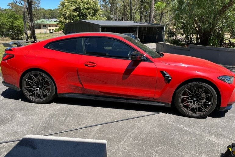 BMW M4 image 2