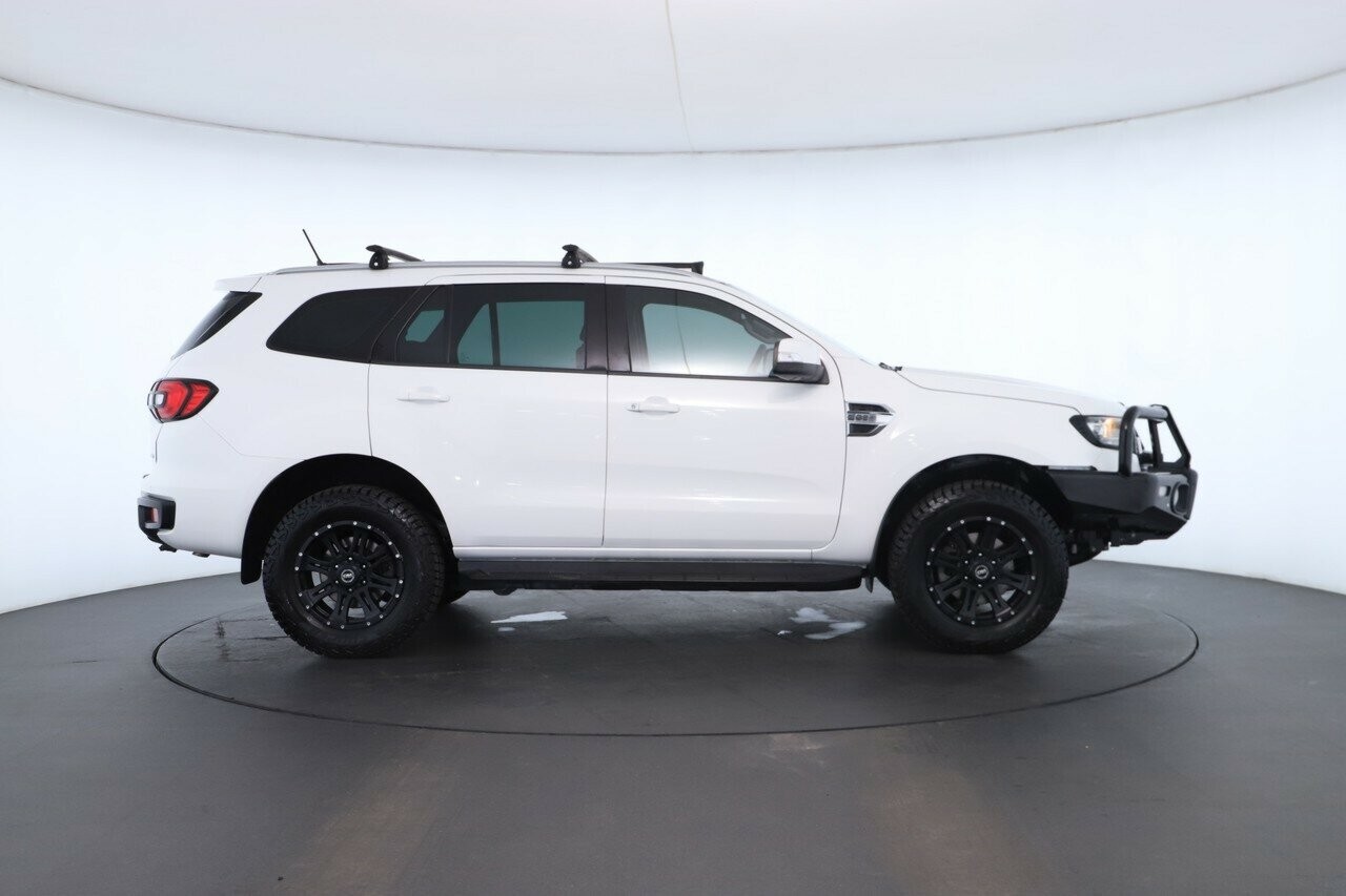 Ford Everest image 3