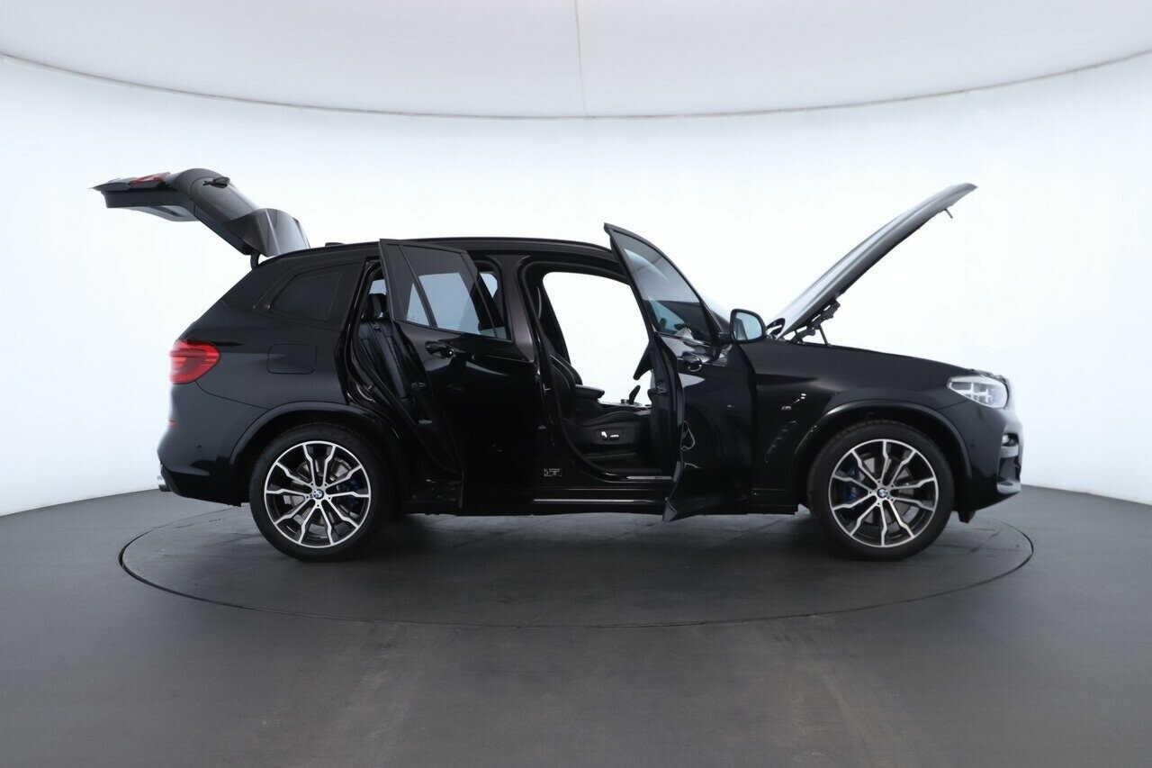 BMW X3 image 2