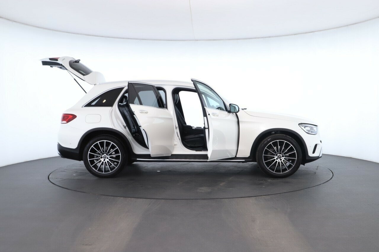 Mercedes Benz Glc-class image 2