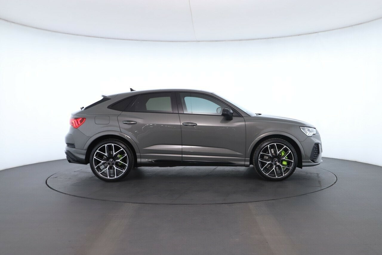 Audi Rs Q3 image 3