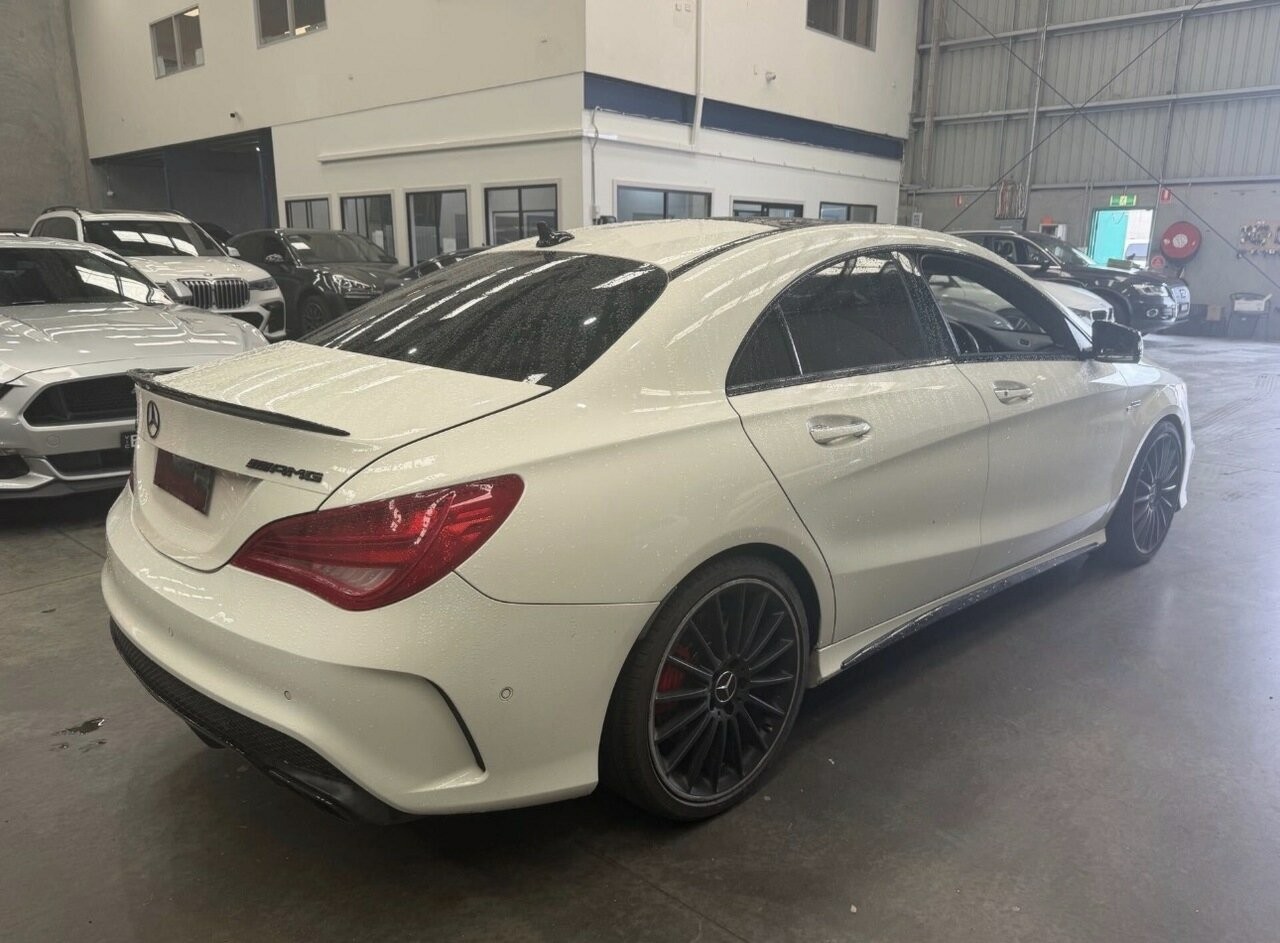 Mercedes Benz Cla-class image 2