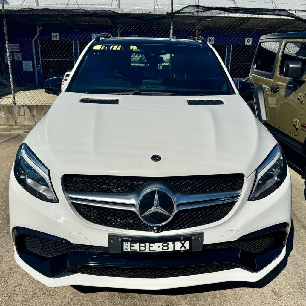 Mercedes Benz Gle-class image 3