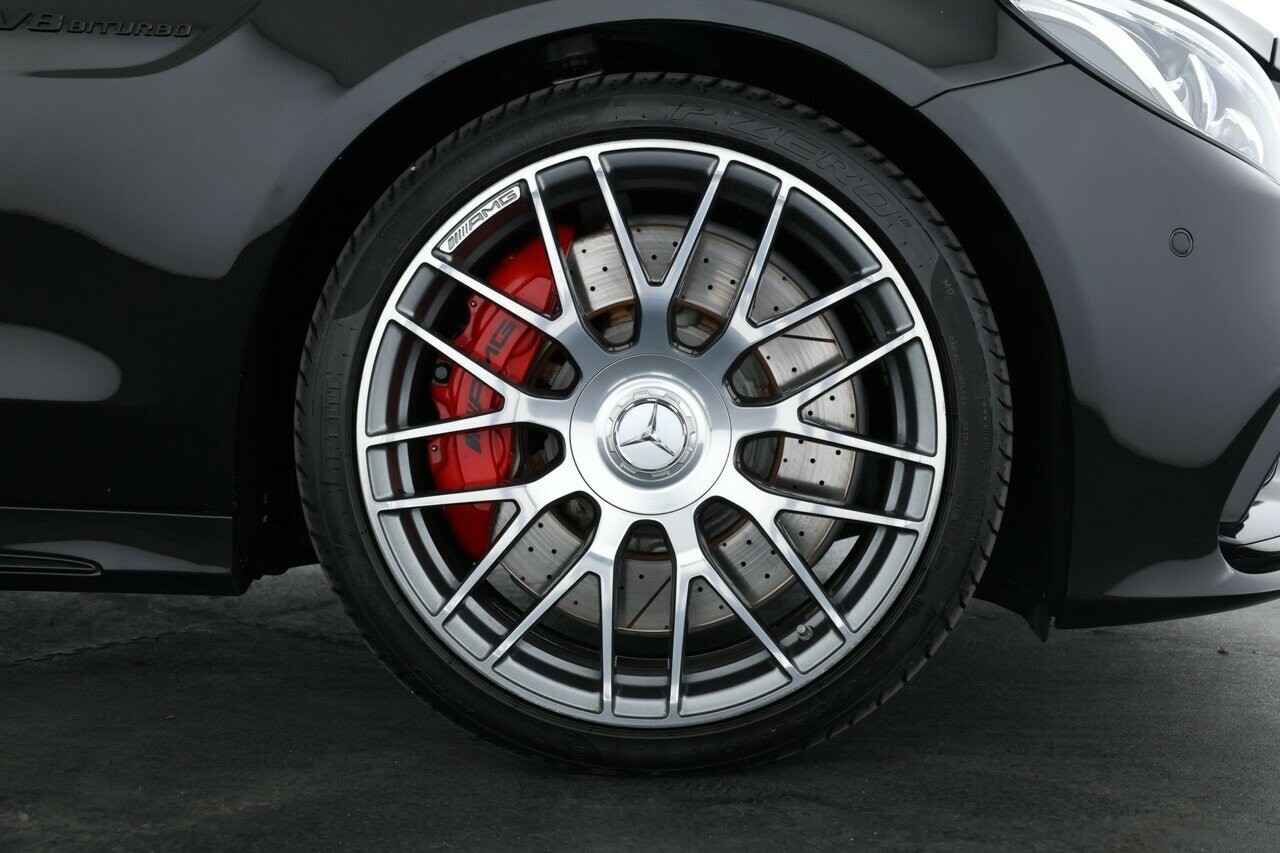 Mercedes Benz C-class image 4